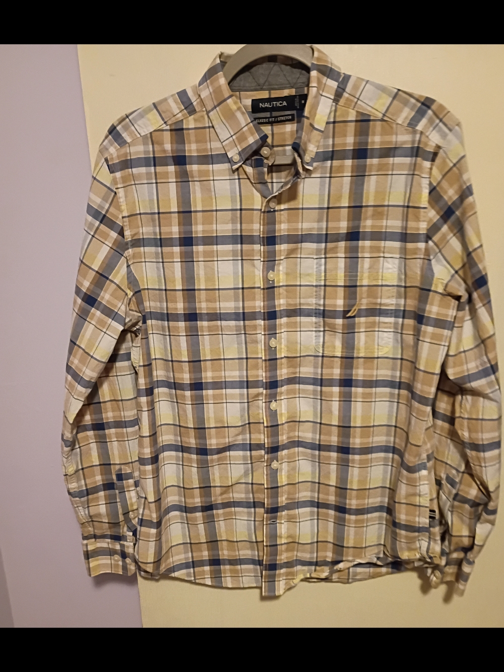 Nautica Men's Beige & Blue Plaid Button-Down Shirt Medium